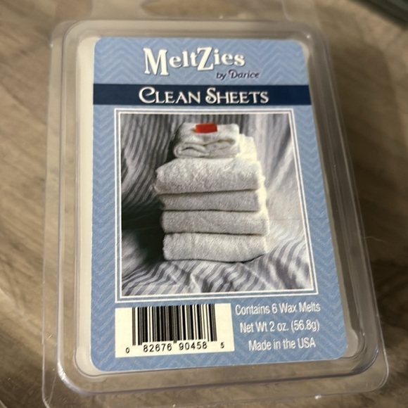 LOT OF 14 PRE OWNED, PARTIAL AND NEW WAX WARMER BARS-SOME ARE SCENTSY - Picture 16 of 16